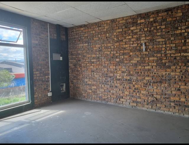 630M² WORKSHOP TO LET IN NELSPRUIT CENTRAL